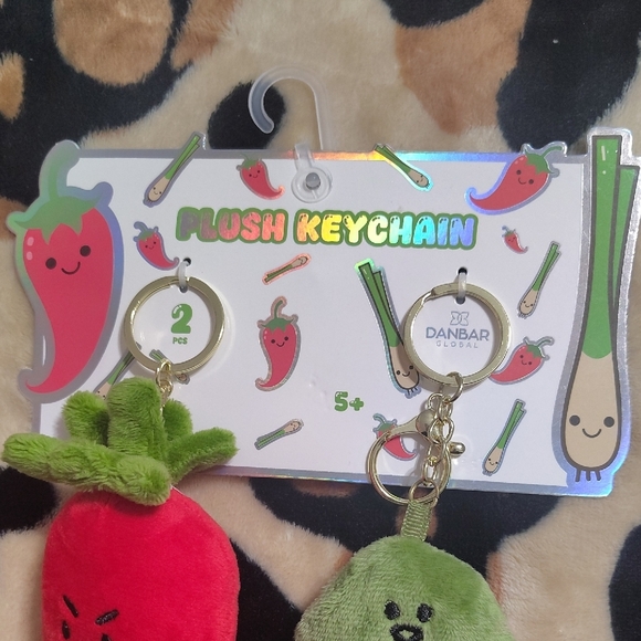 Charming Red and Green Plush Keychain Set - Picture 7 of 8